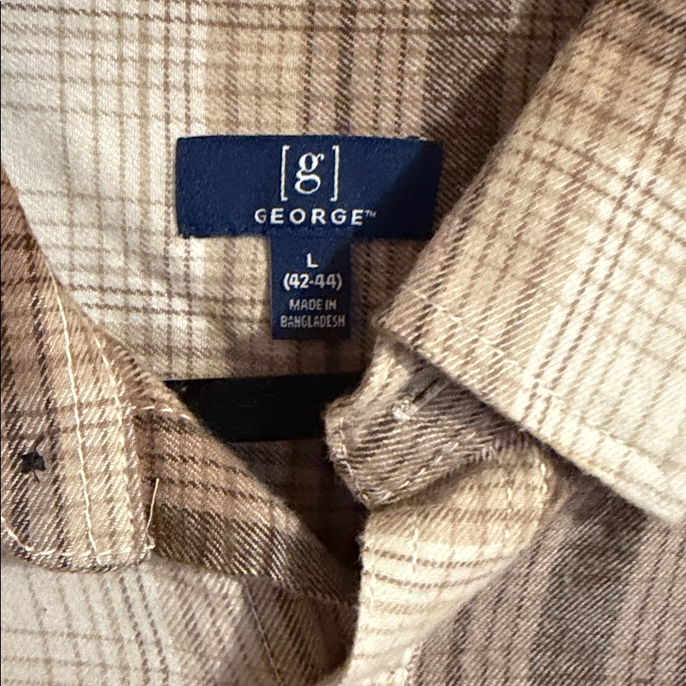 2 men’s flannels size large - Picture 2 of 5